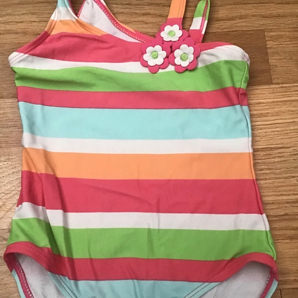 Gymboree color block swimsuit with flowers. - Picture 5 of 9
